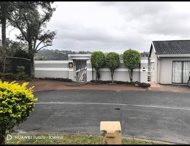 3 BEDROOM HOUSE FOR SALE IN SHALLCROSS